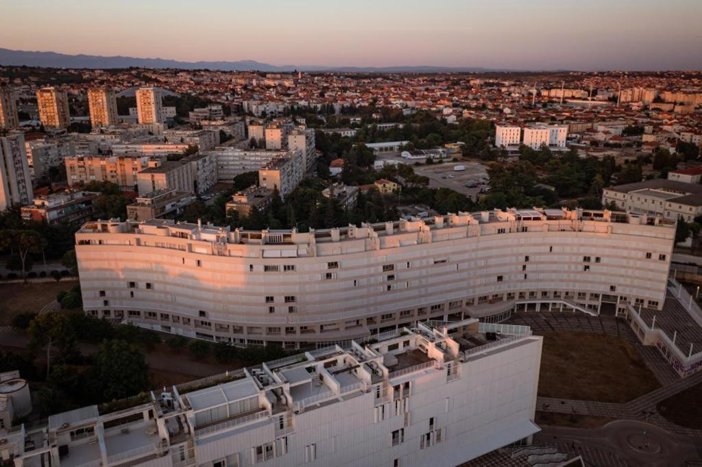 זאדאר Apartment Cosmopolitan מראה חיצוני תמונה